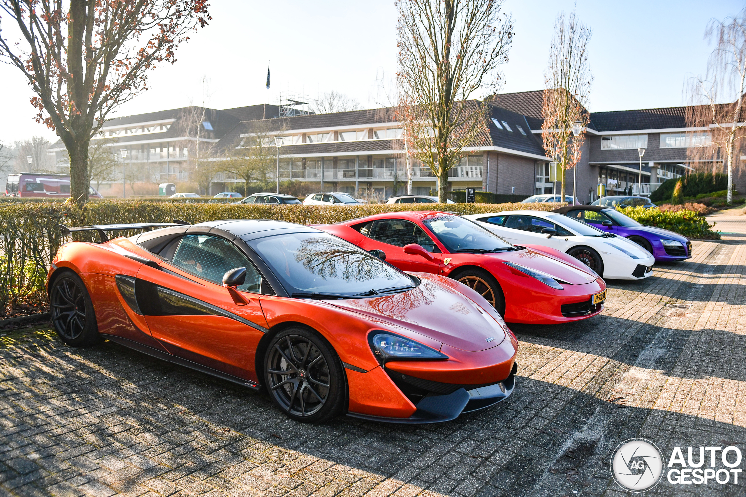 McLaren 570S