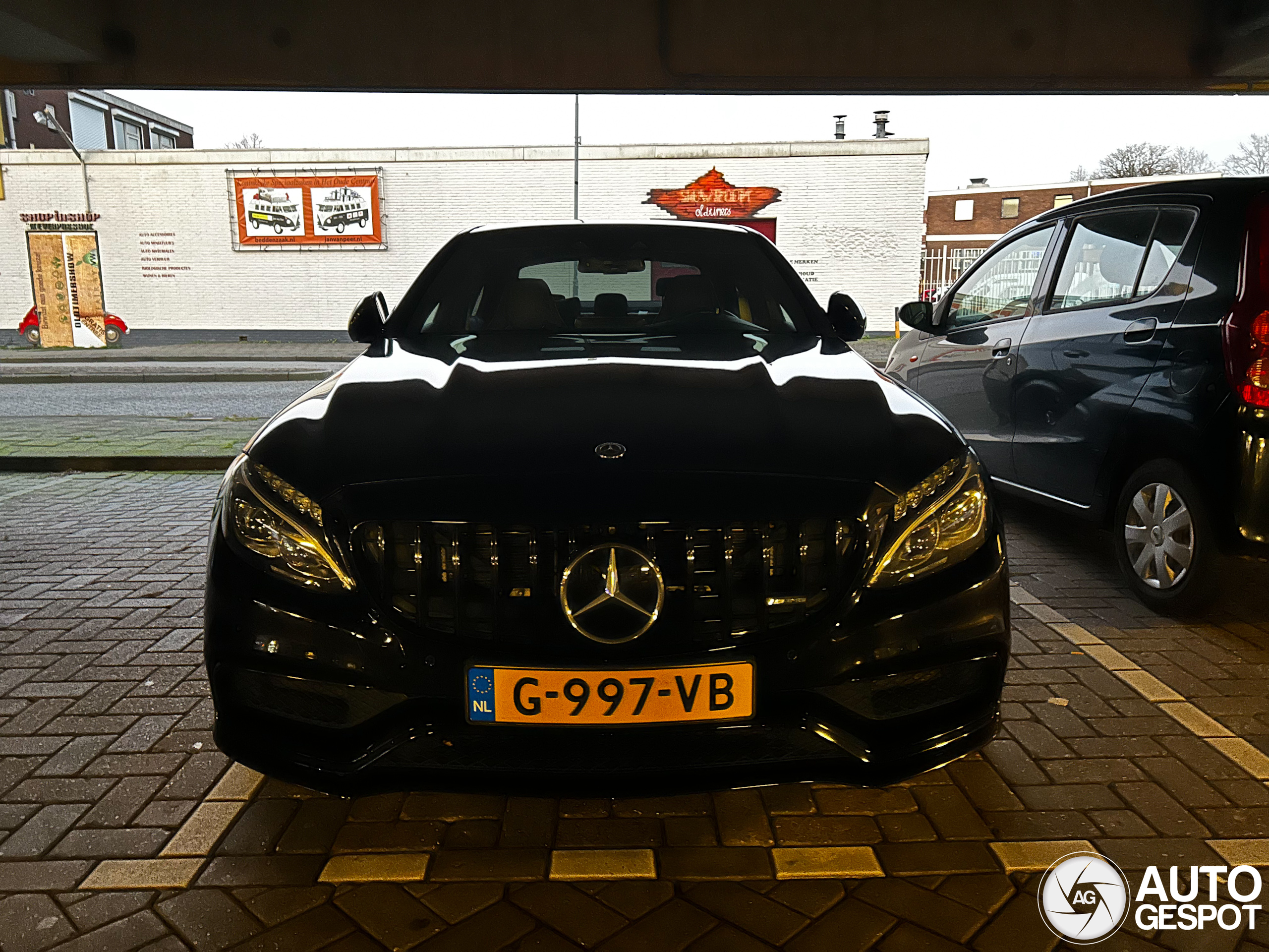 Mercedes-AMG C 63 S W205