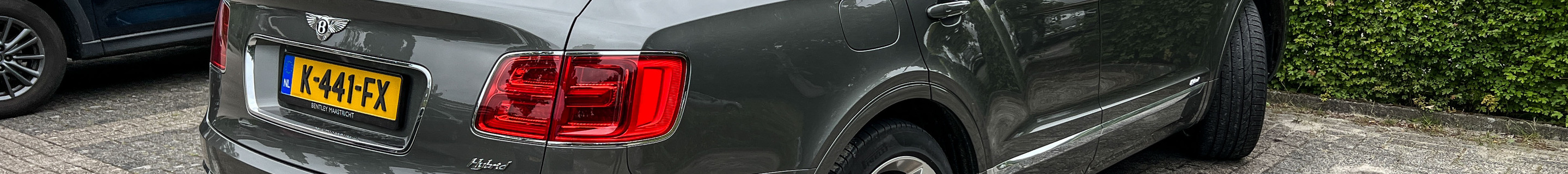 Bentley Bentayga Hybrid