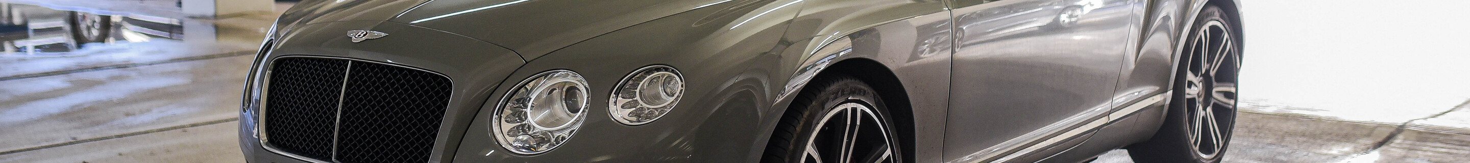 Bentley Continental GTC V8