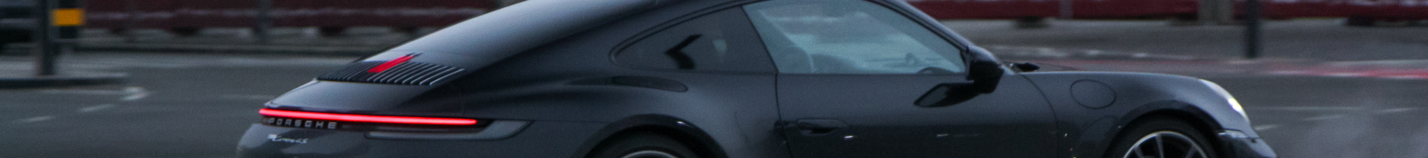 Porsche 992 Carrera 4S