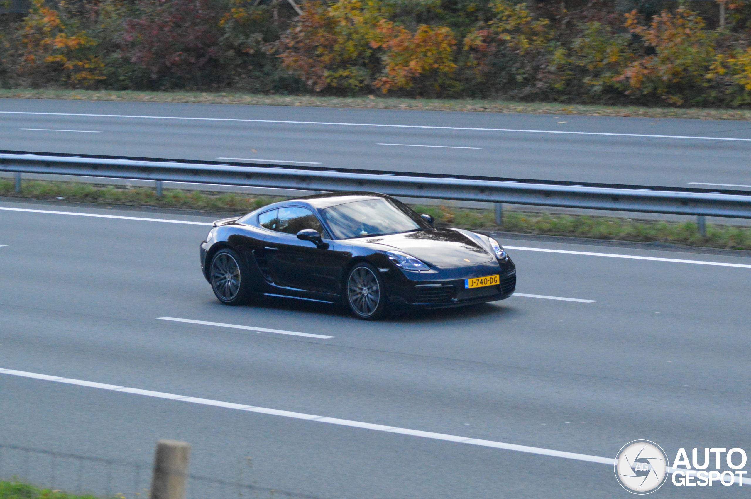Porsche 718 Cayman S