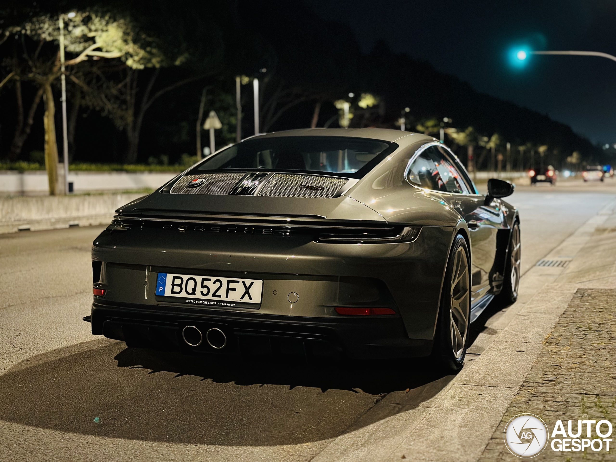 Porsche 992 S/T