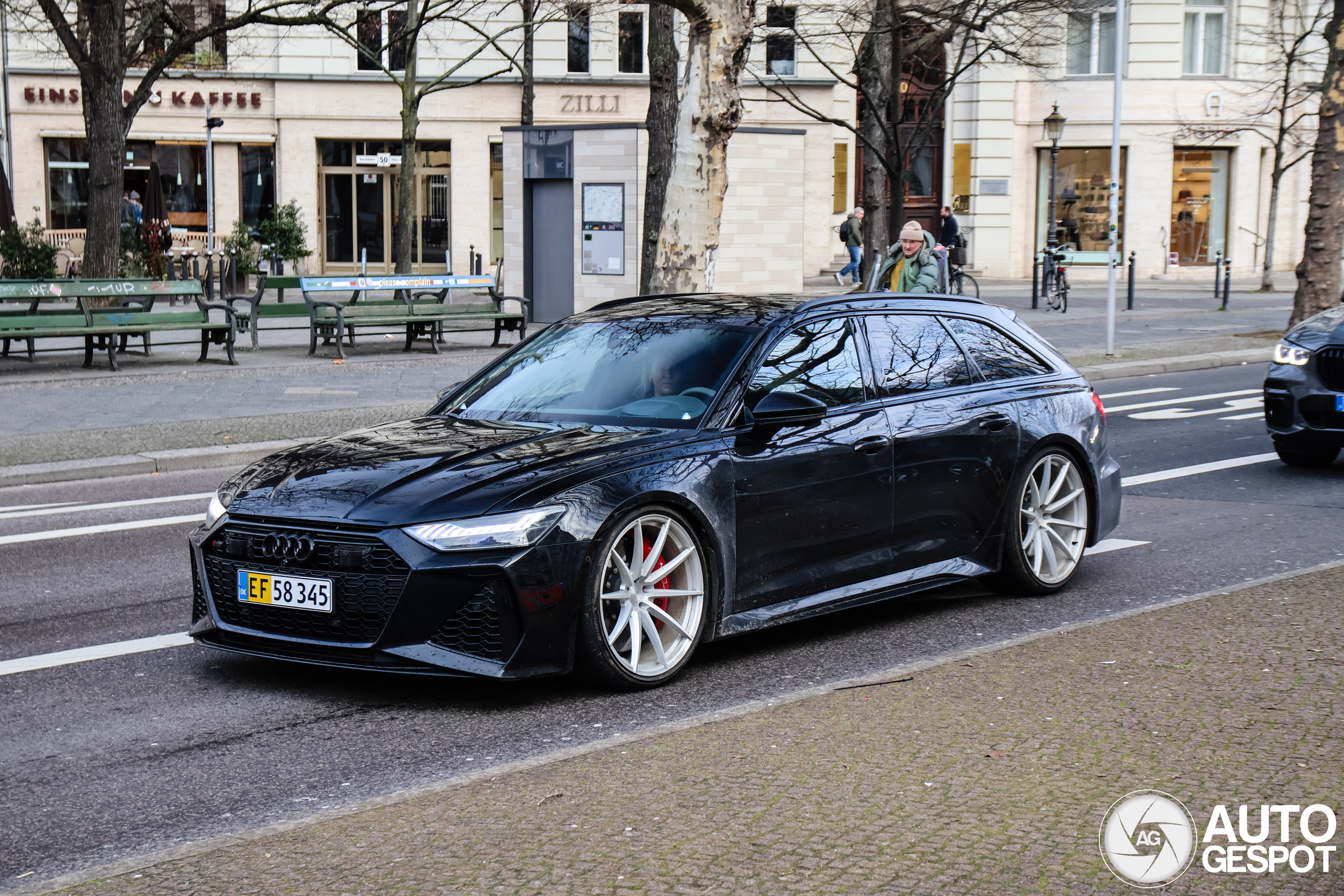 Audi RS6 Avant C8