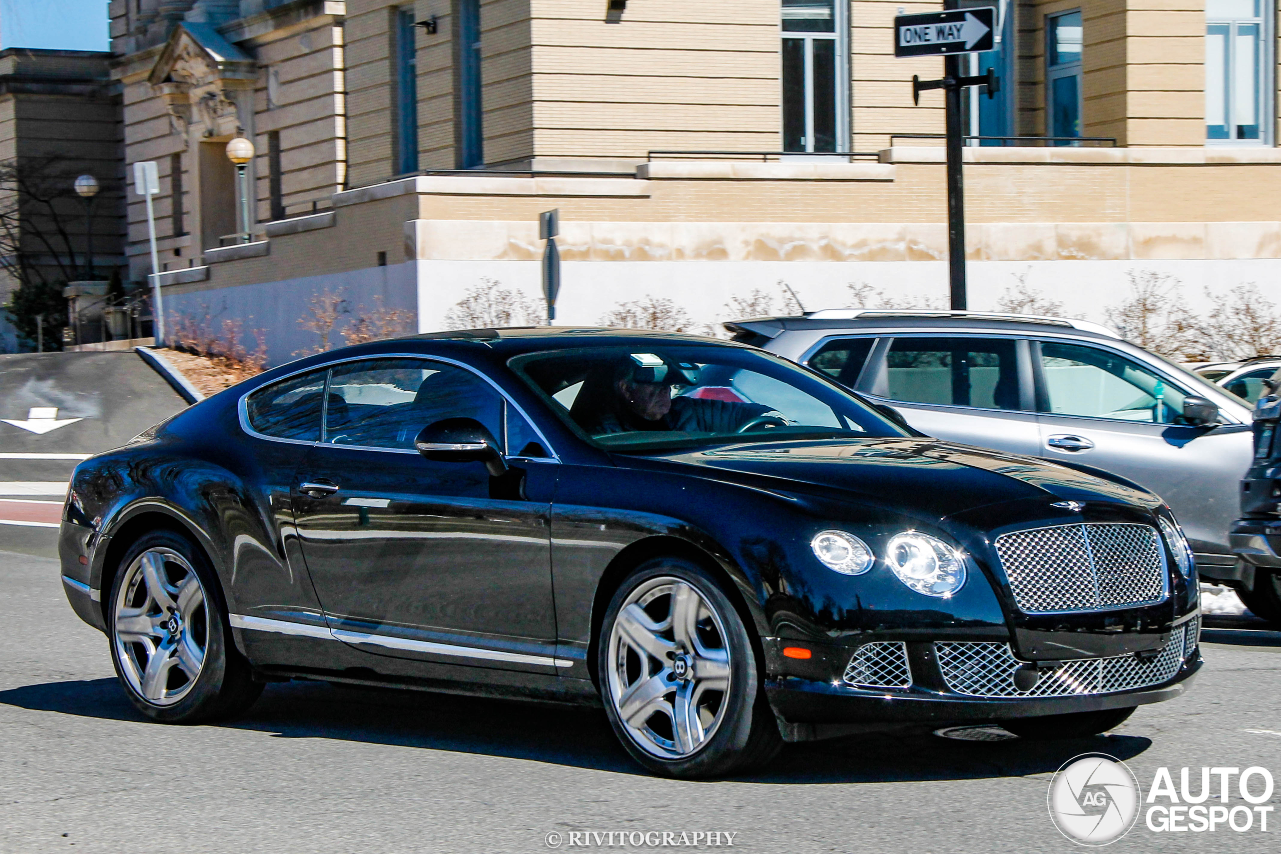 Bentley Continental GT 2012