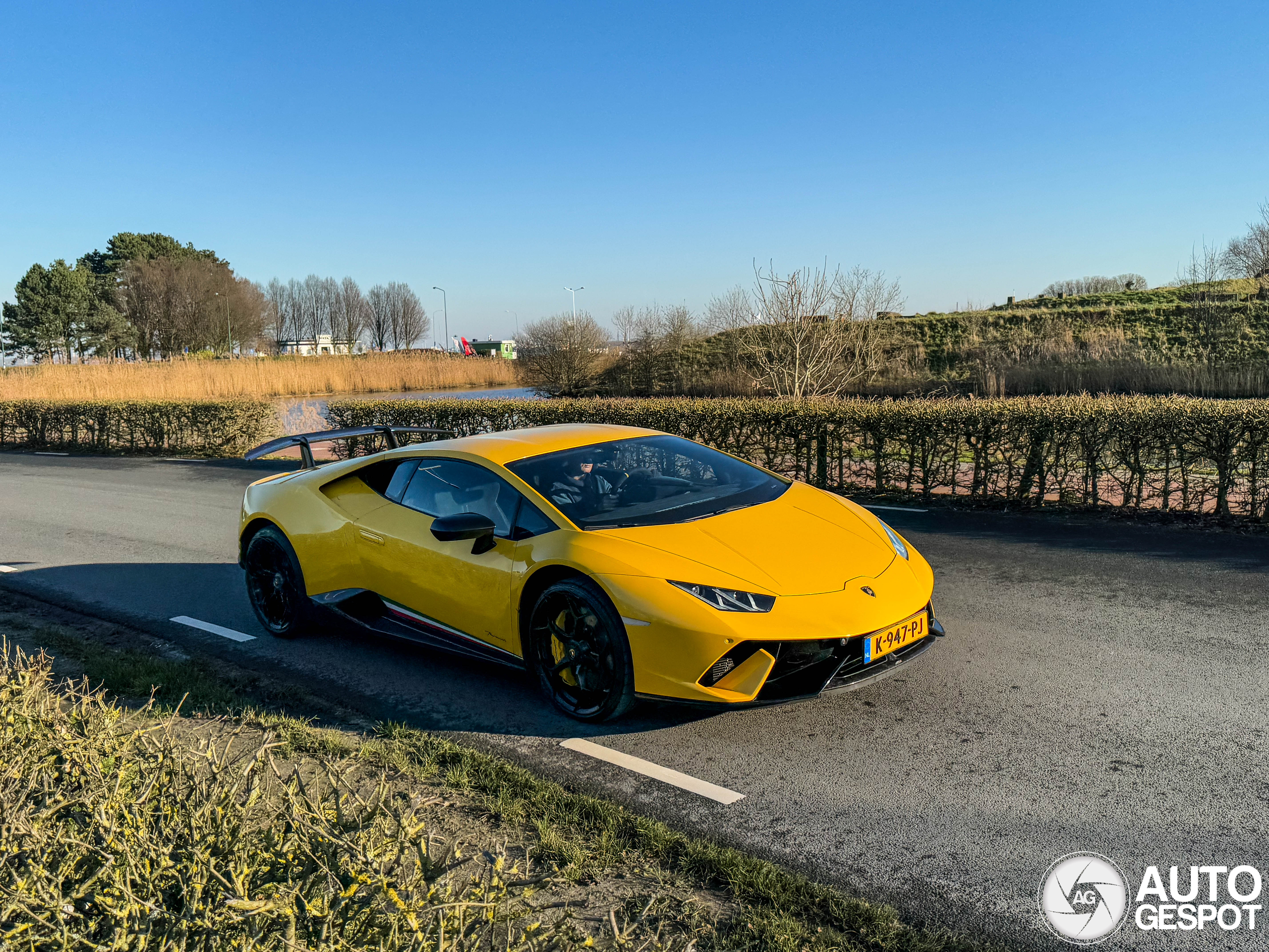 Lamborghini Huracán LP640-4 Performante