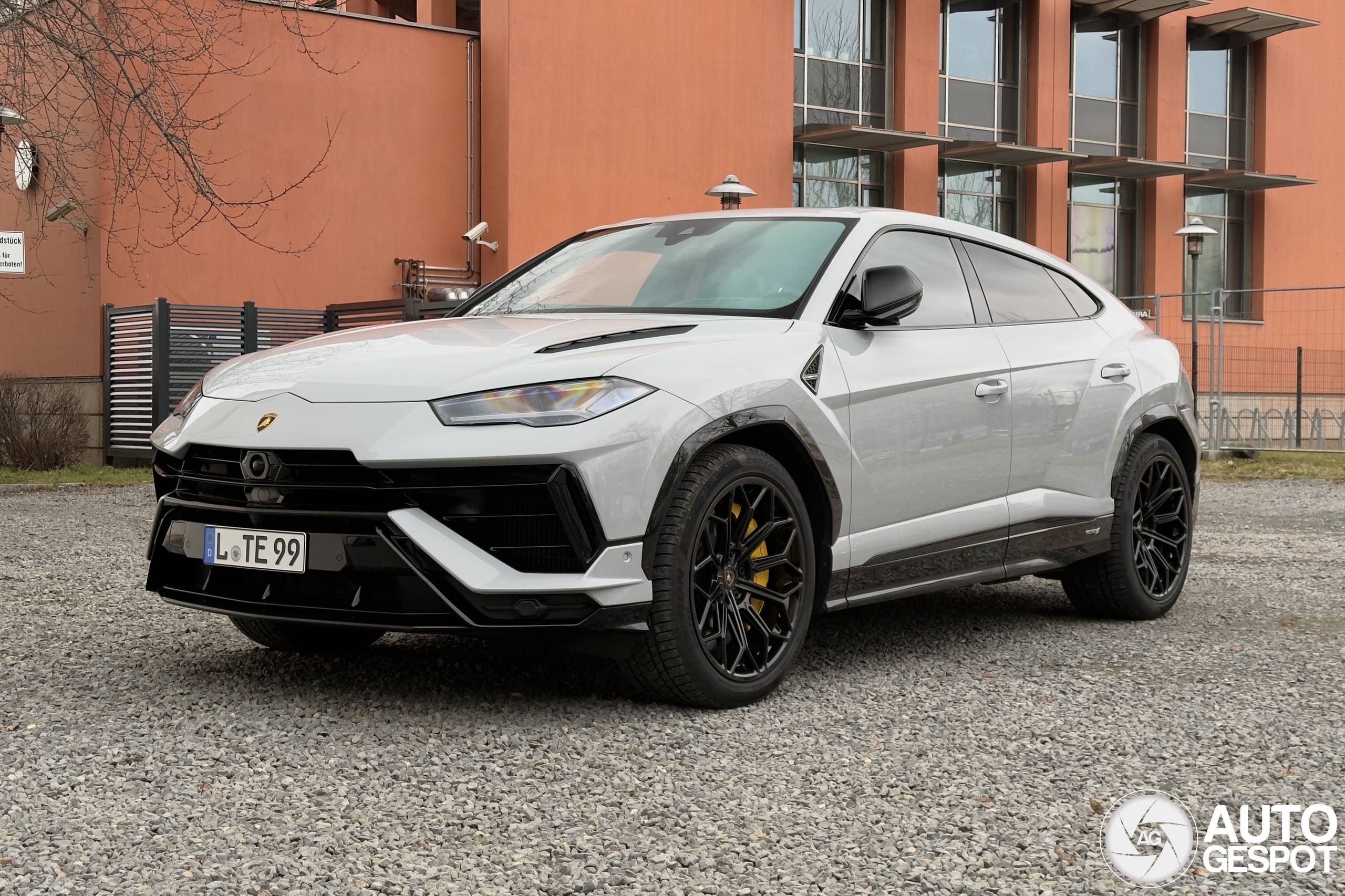 Lamborghini Urus S