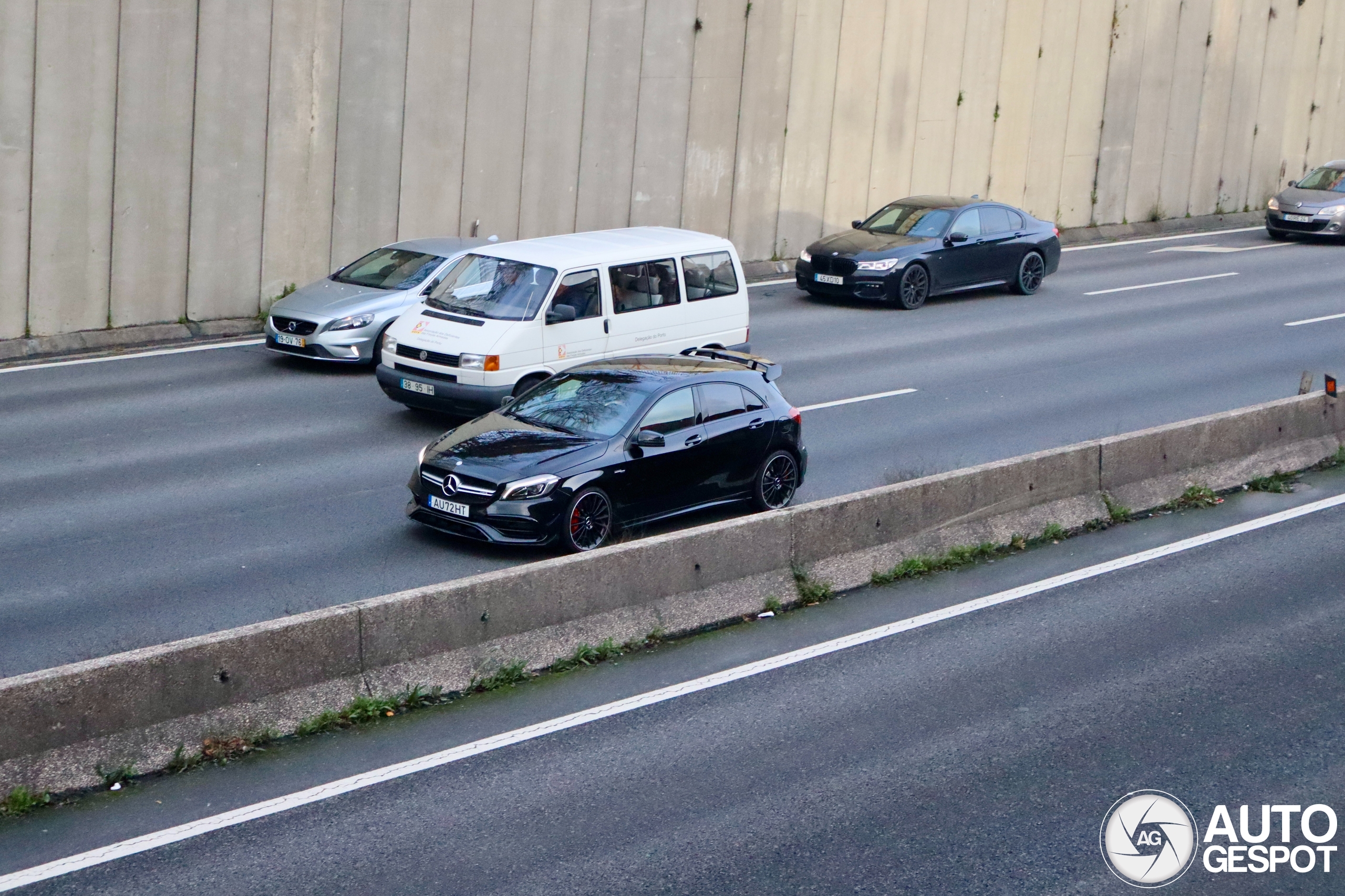 Mercedes-AMG A 45 W176 2015