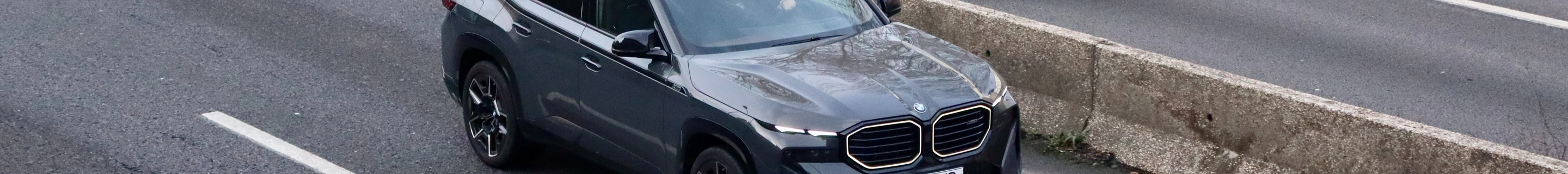 BMW XM G09