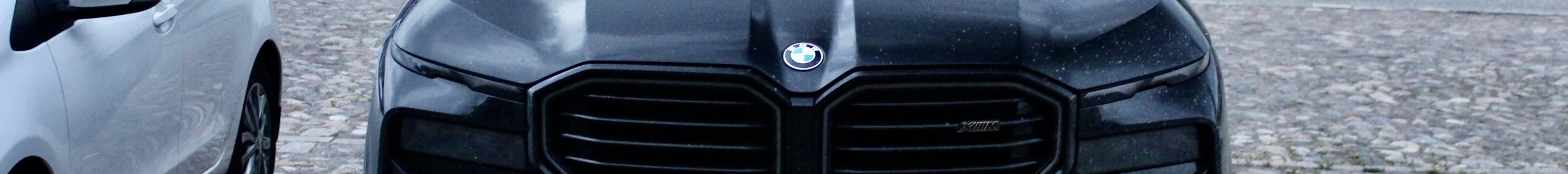 BMW XM G09