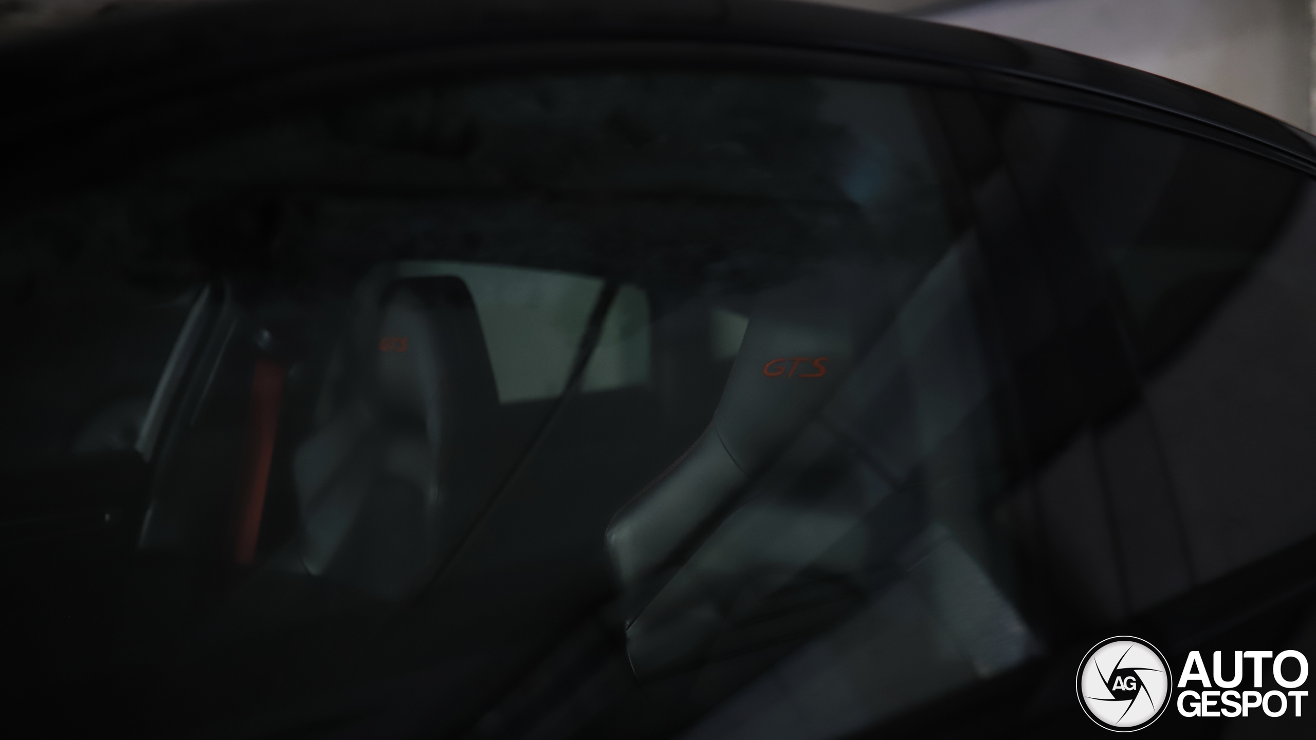Porsche 971 Panamera GTS MkI