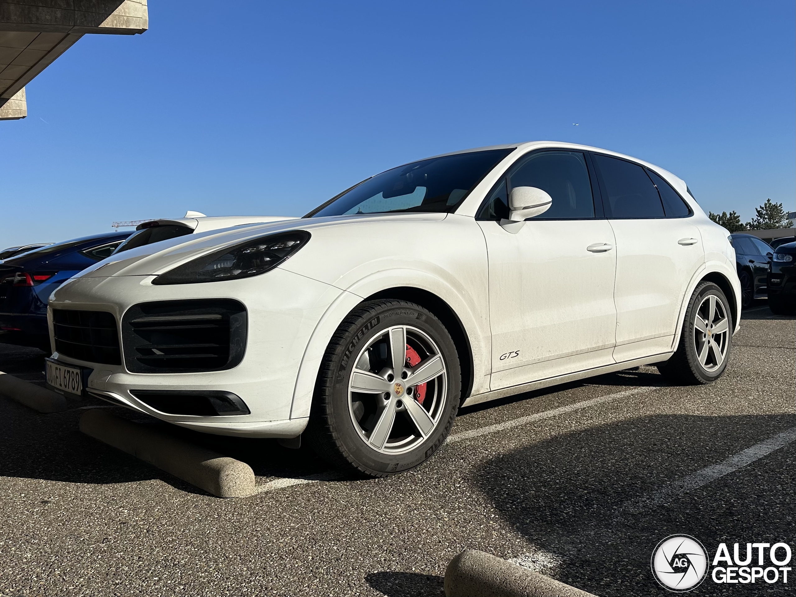 Porsche 9YA Cayenne GTS