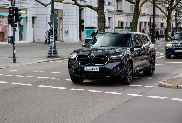 BMW XM G09