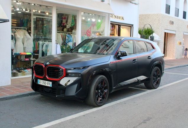BMW XM G09 Label Red