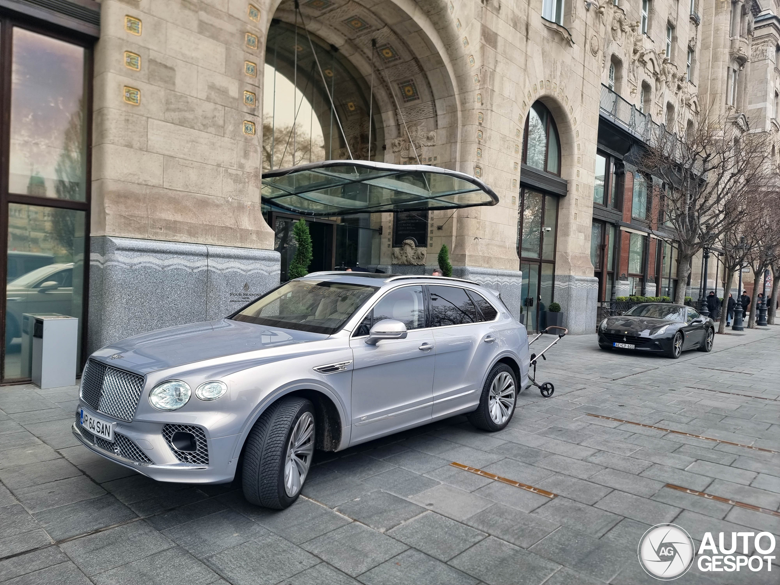 Bentley Bentayga V8 2021 First Edition