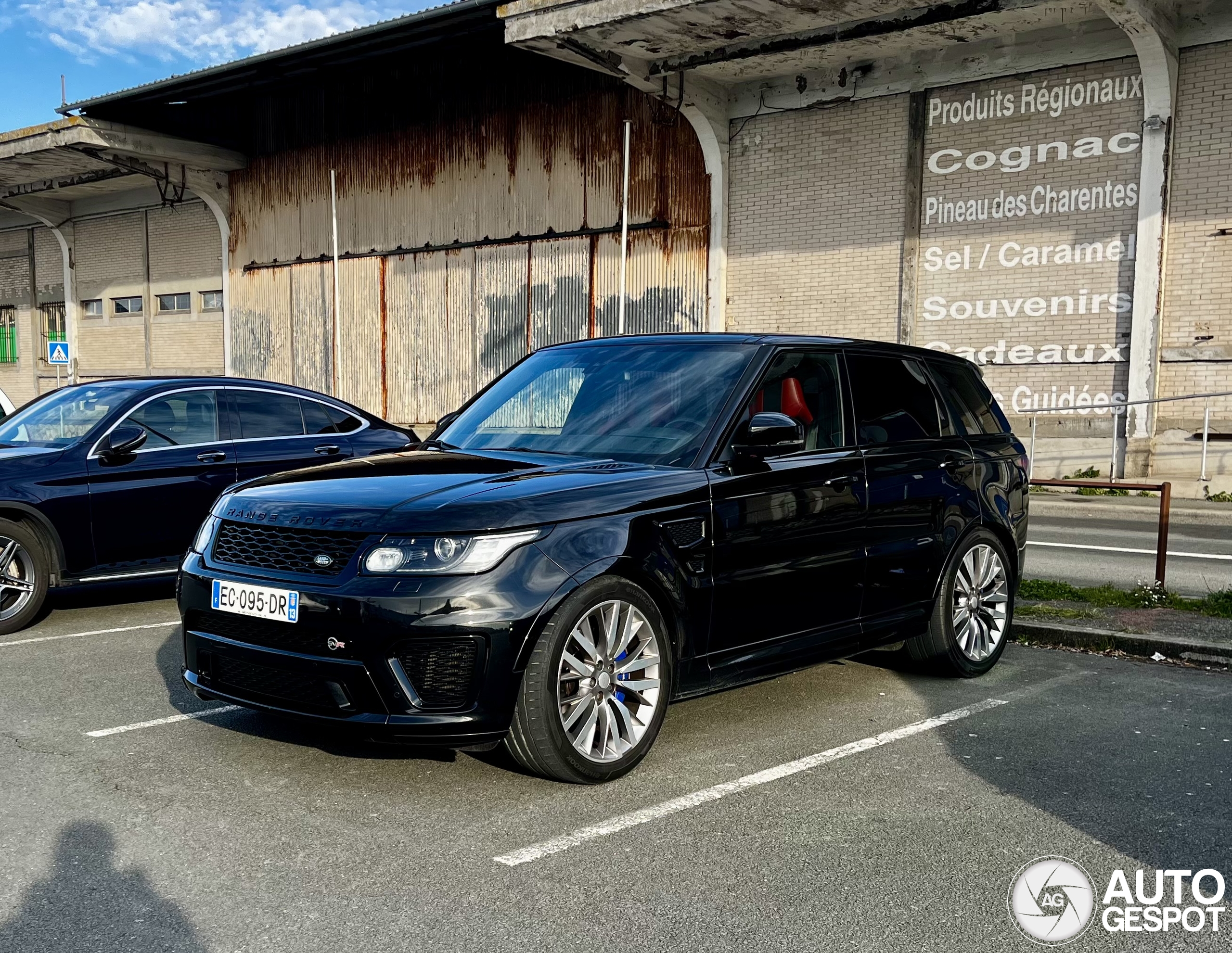 Land Rover Range Rover Sport SVR