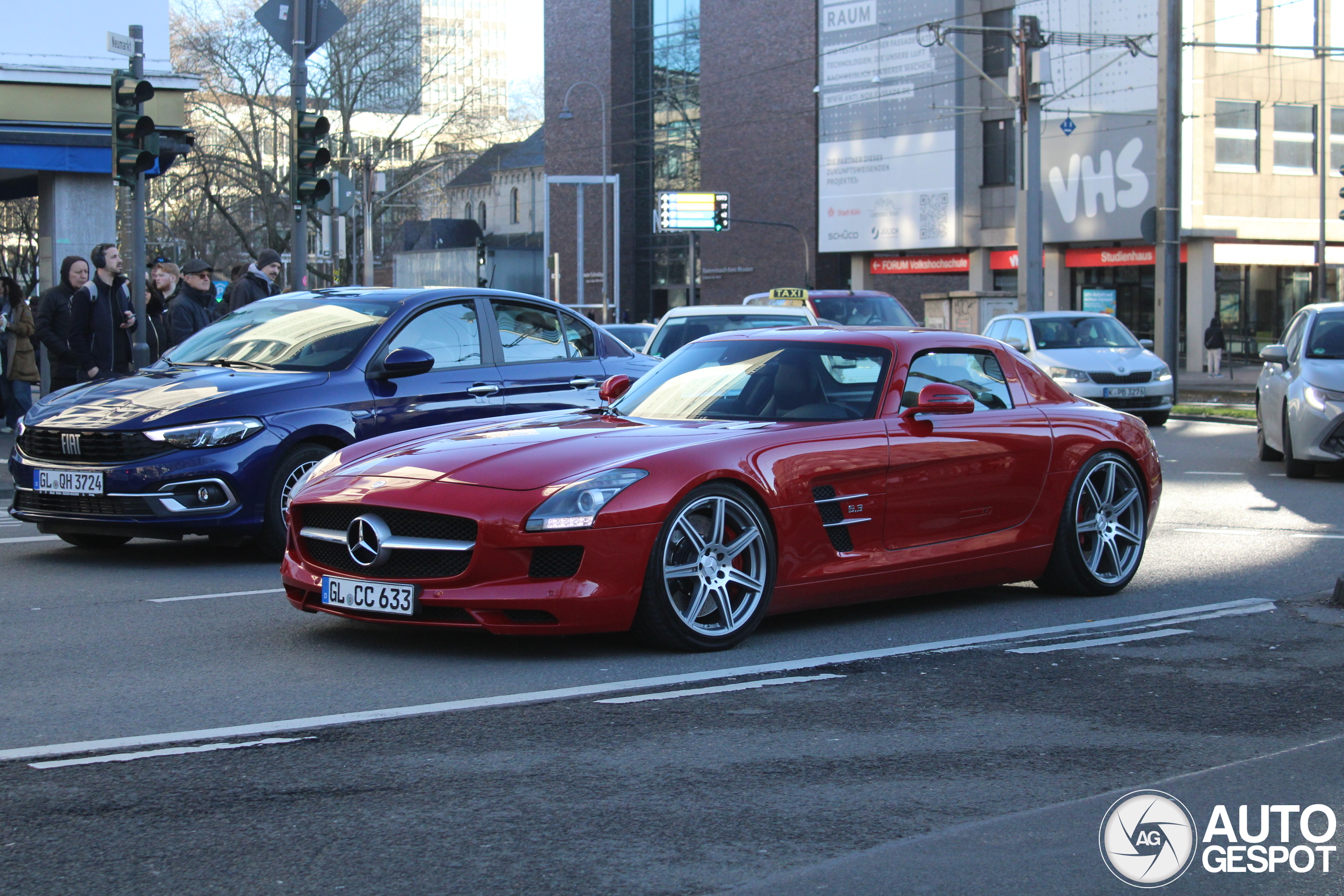 Mercedes-Benz SLS AMG