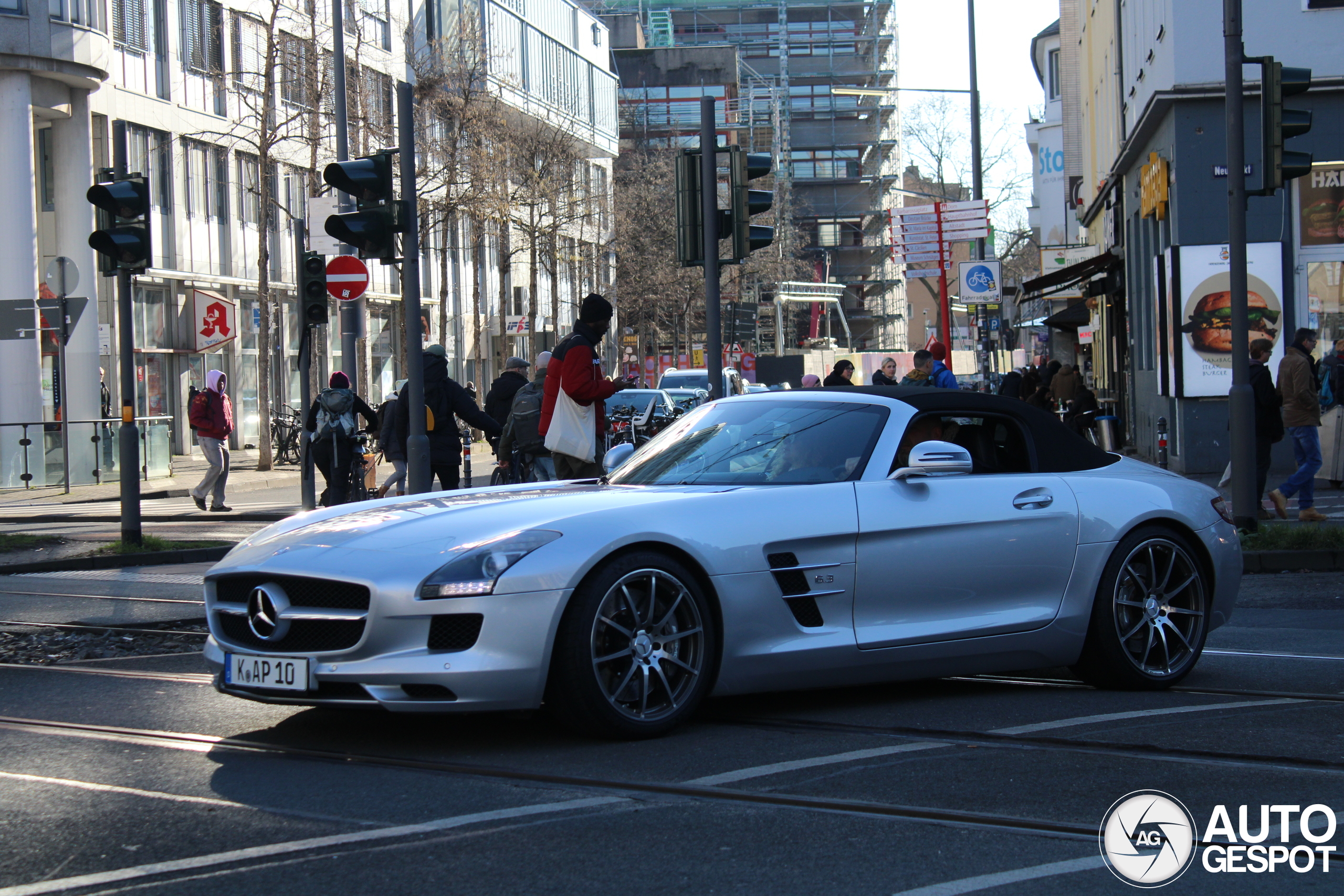 Mercedes-Benz SLS AMG Roadster