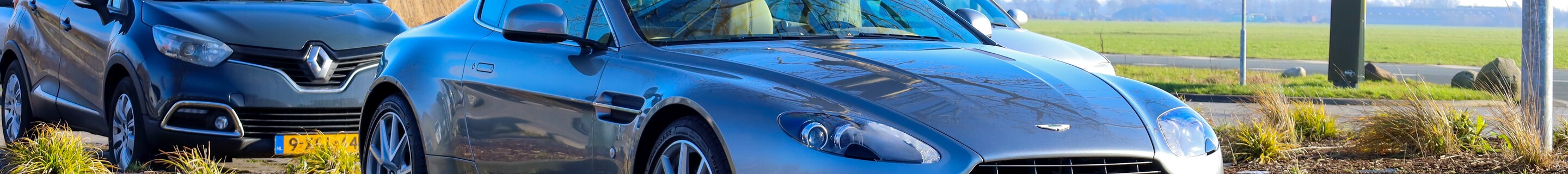 Aston Martin V8 Vantage S