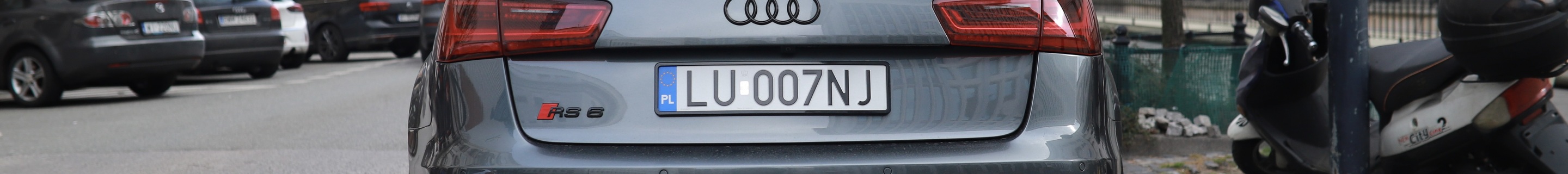Audi RS6 Avant C7 2015