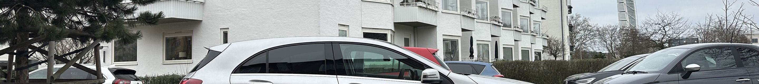 Mercedes-AMG A 45 W176 2015