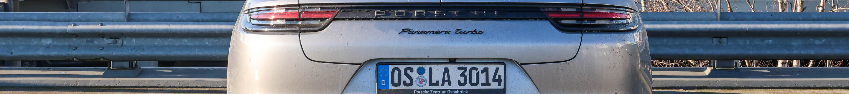 Porsche 971 Panamera Turbo