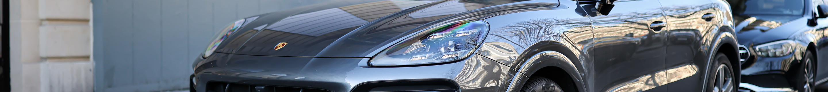 Porsche 9YA Cayenne GTS