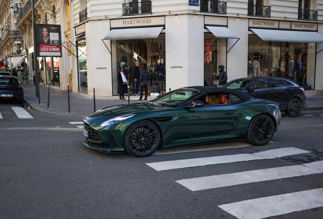 Aston Martin DB12 Volante