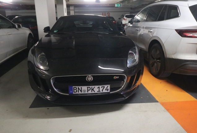 Jaguar F-TYPE S Coupé