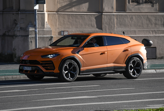 Lamborghini Urus