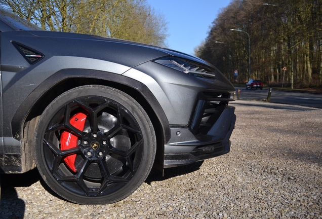 Lamborghini Urus Performante