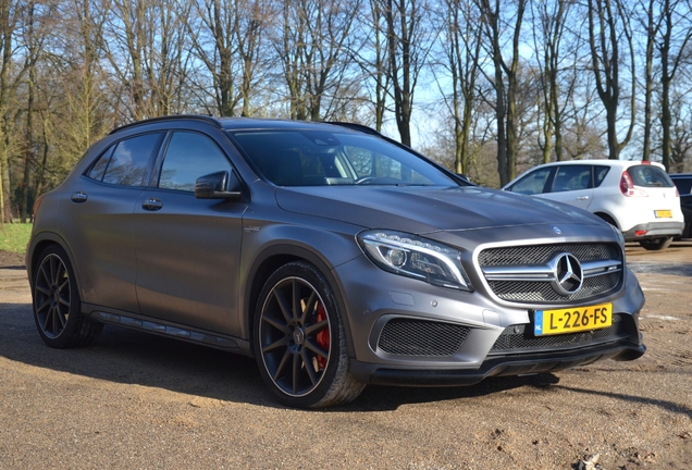 Mercedes-AMG GLA 45 X156
