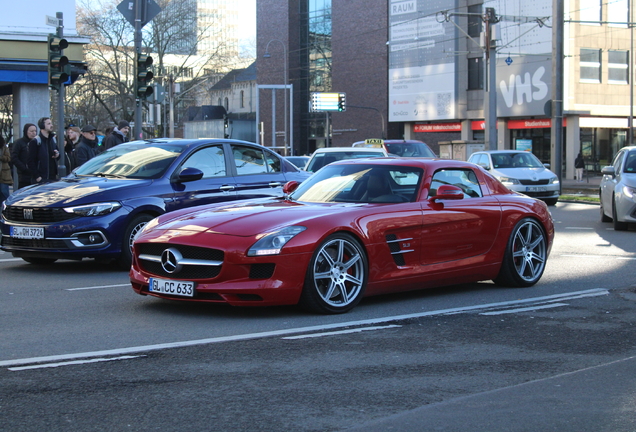 Mercedes-Benz SLS AMG