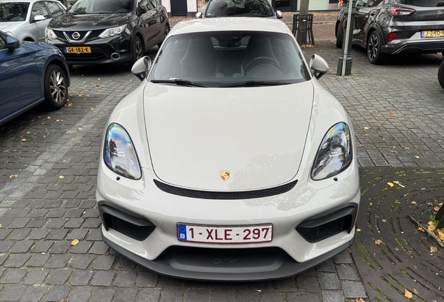 Porsche 718 Cayman GT4