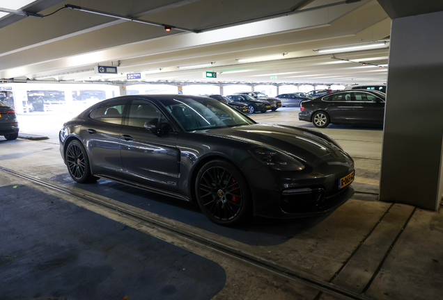 Porsche 971 Panamera GTS MkI