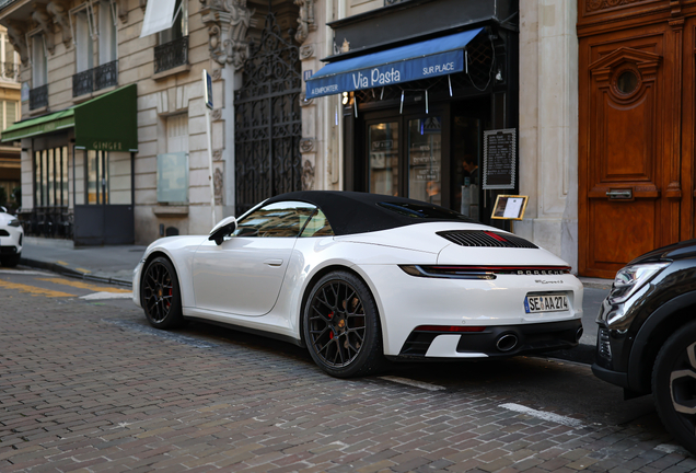 Porsche 992 Carrera 4S Cabriolet MkI