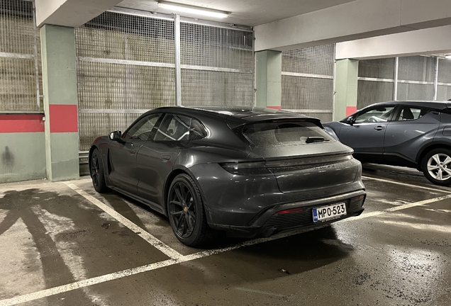 Porsche Taycan GTS Sport Turismo