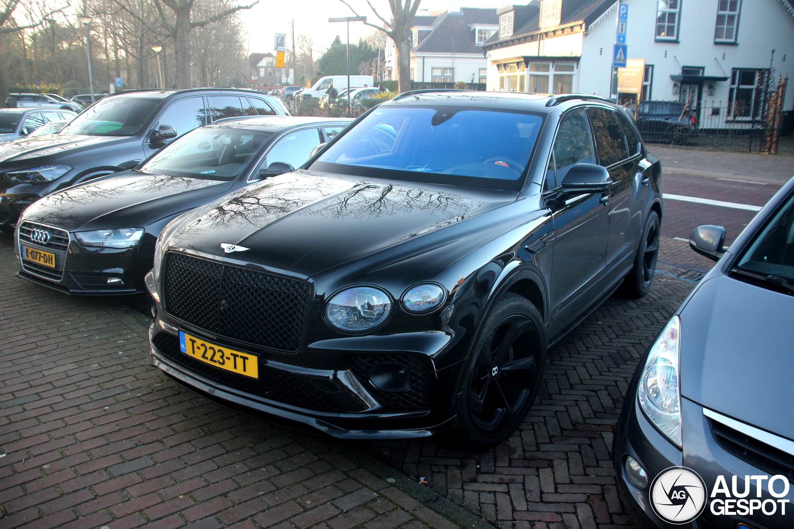 Bentley Bentayga Hybrid S