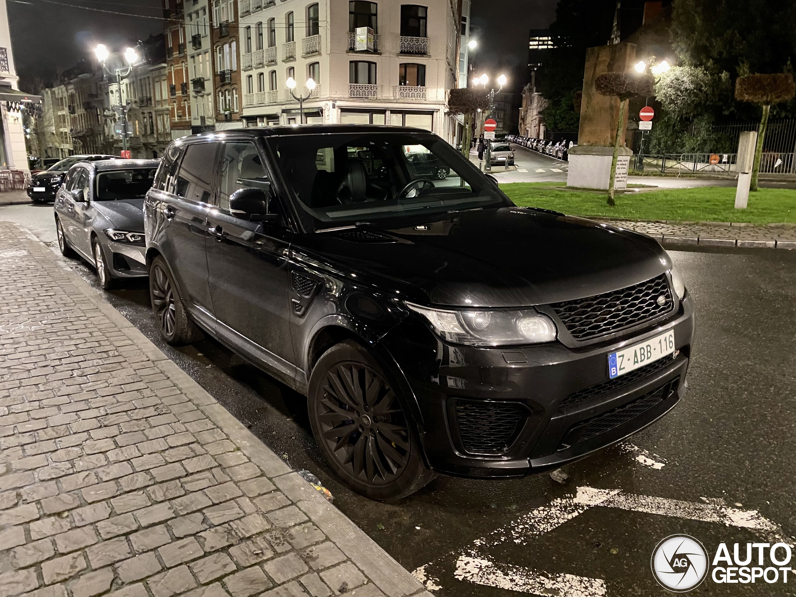 Land Rover Range Rover Sport SVR