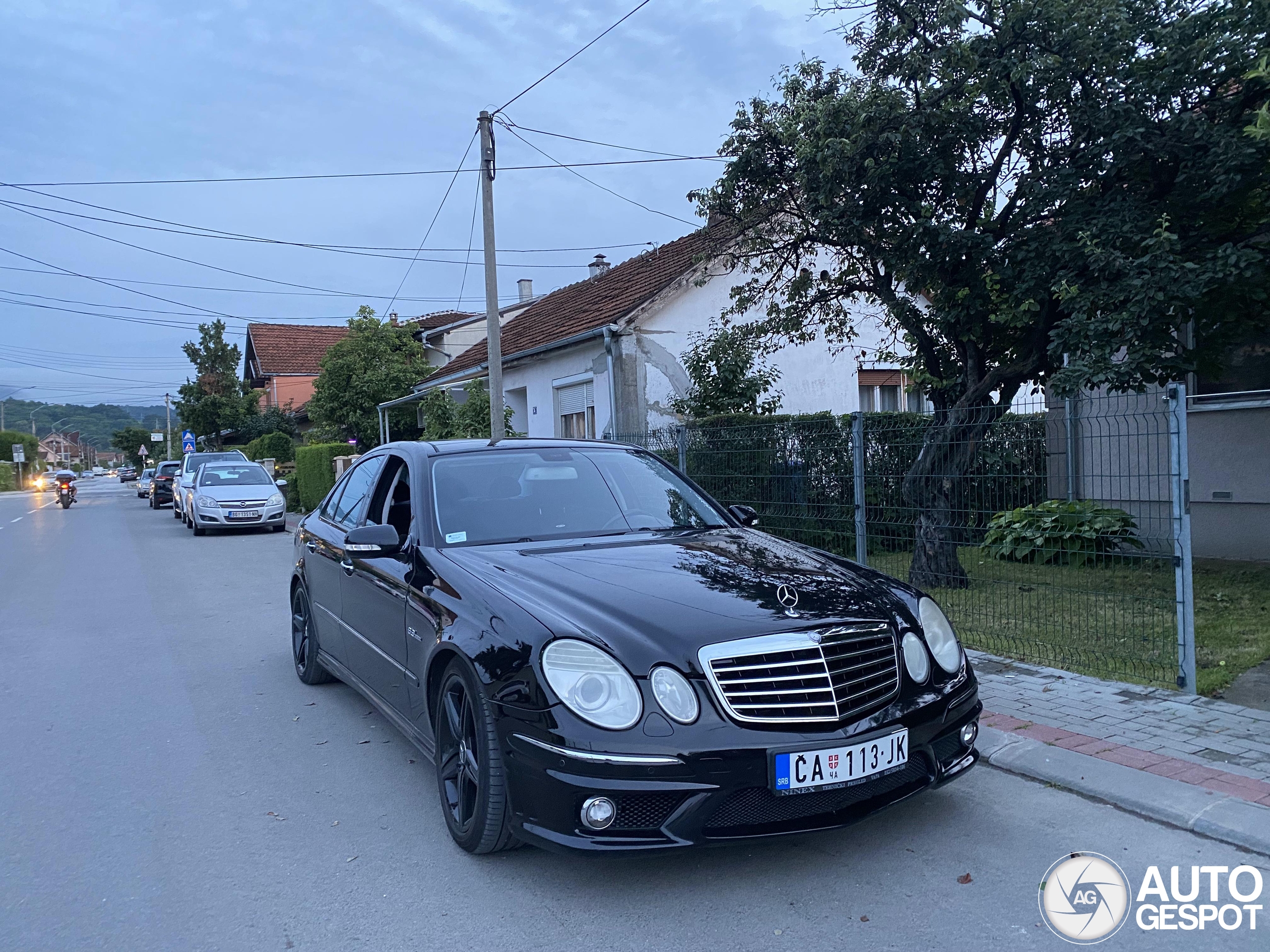 Mercedes-Benz E 63 AMG