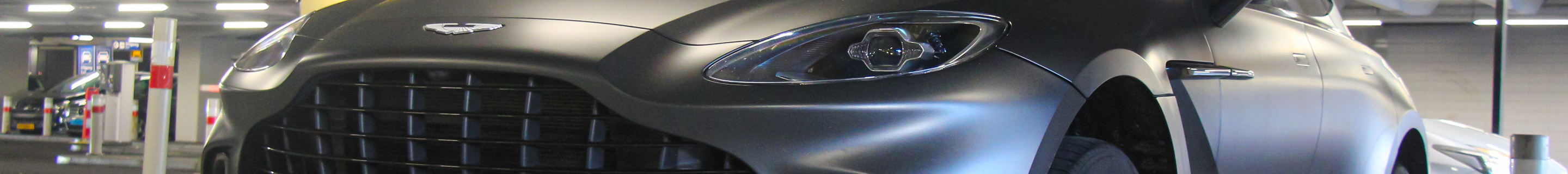 Aston Martin DBX