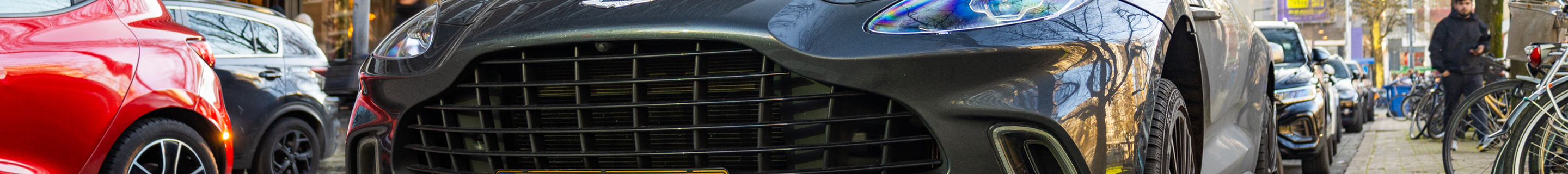 Aston Martin DBX