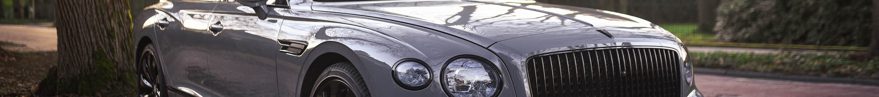 Bentley Flying Spur Hybrid