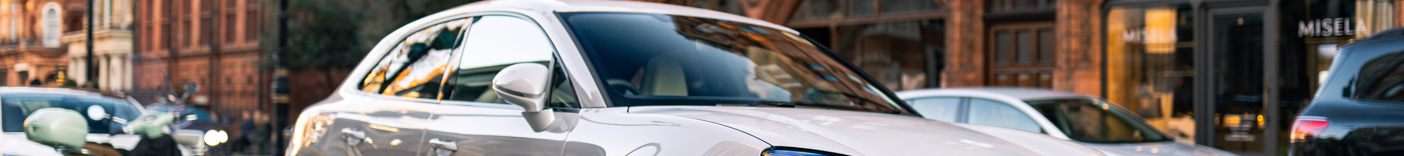 Porsche Macan EV Turbo
