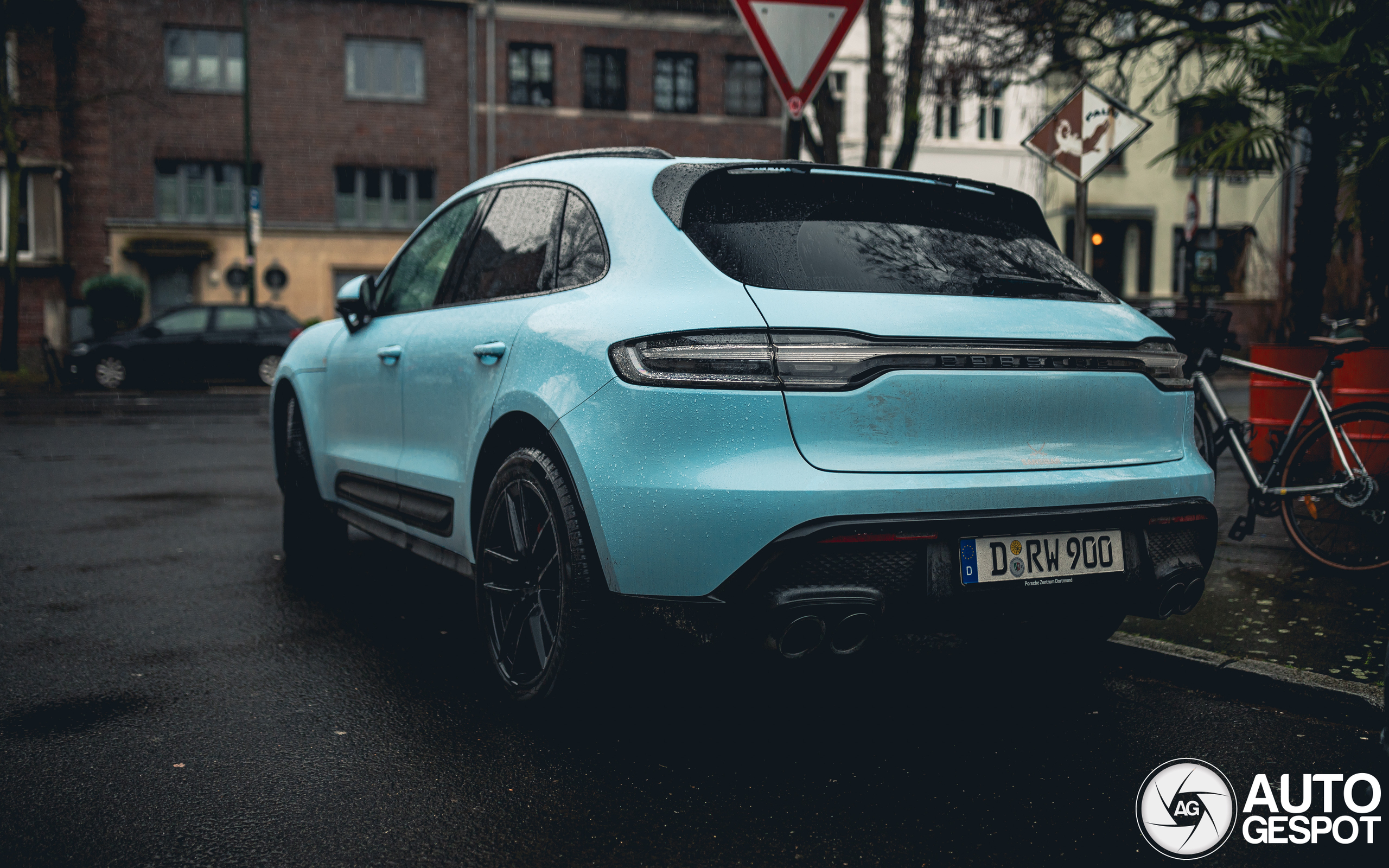 Porsche 95B Macan GTS MkIII