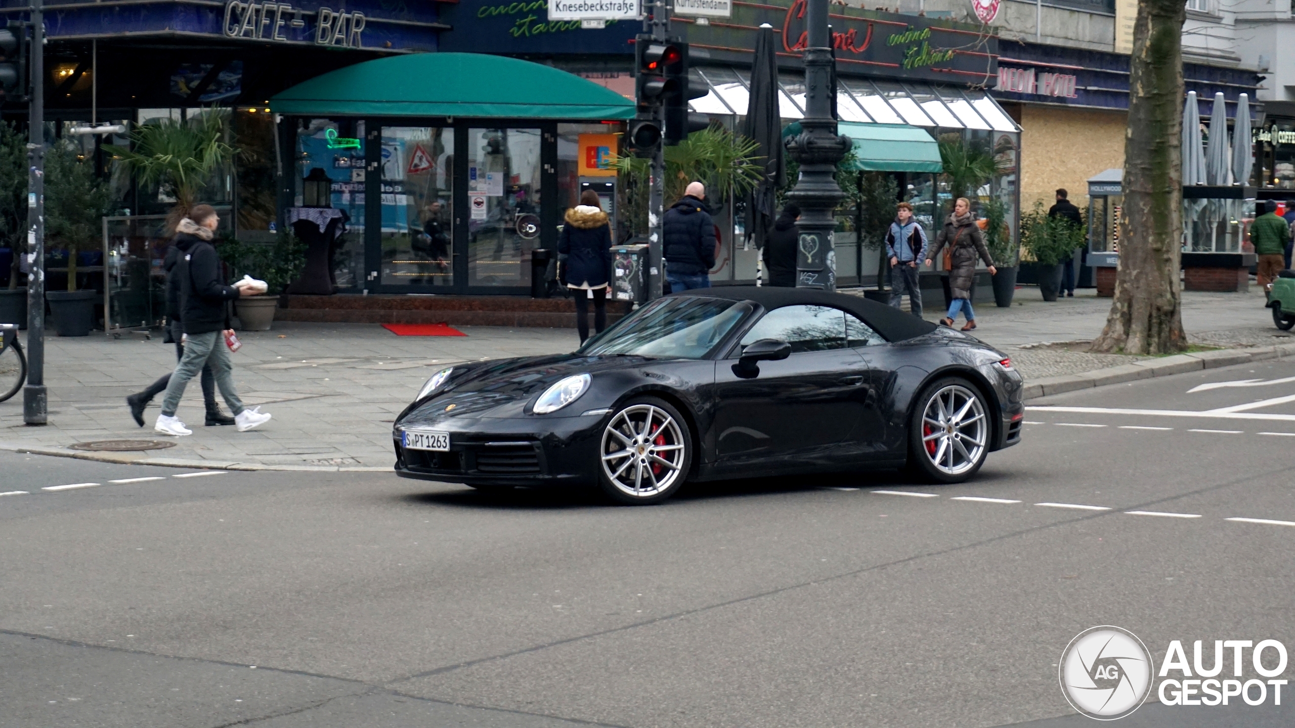 Porsche 992 Carrera S Cabriolet