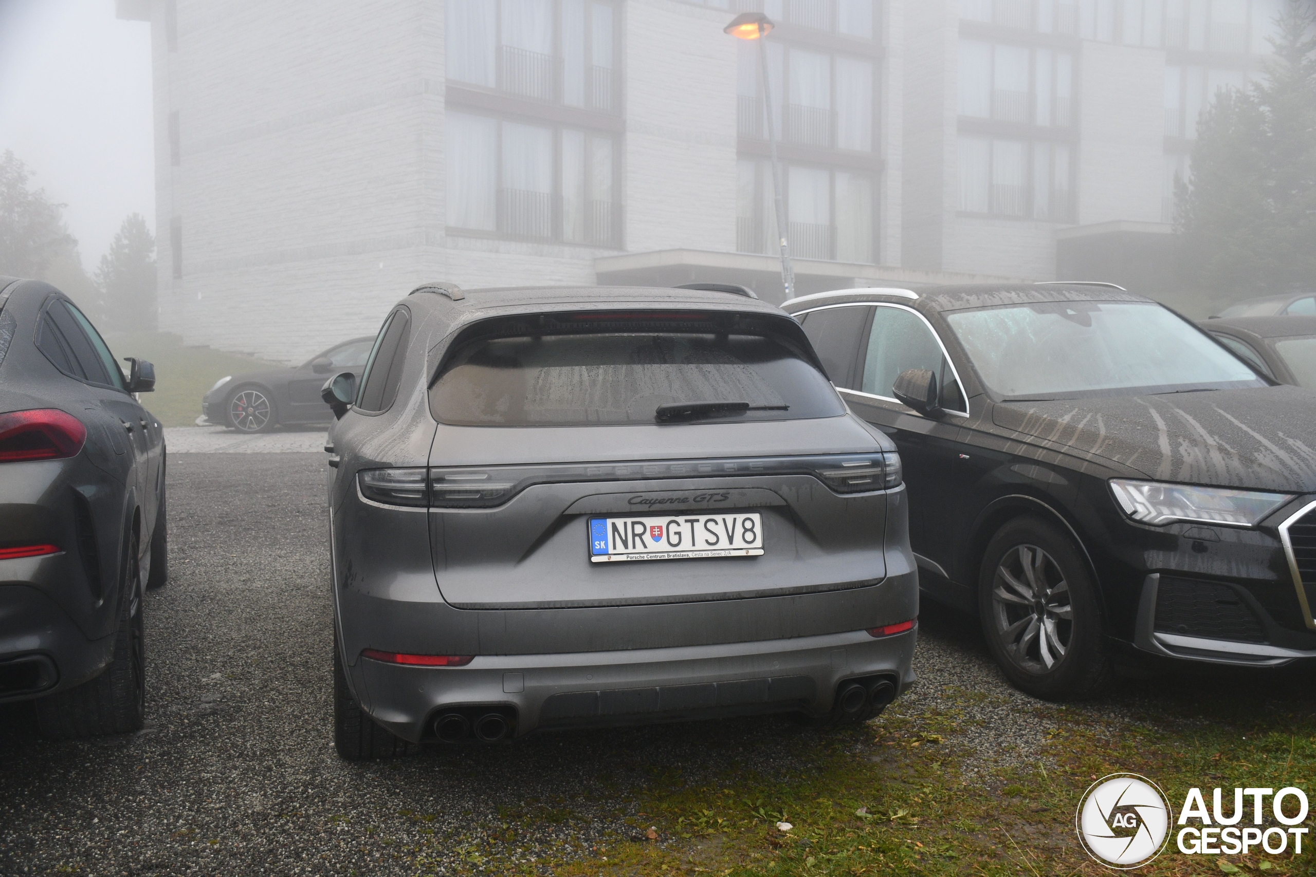 Porsche 9YA Cayenne GTS