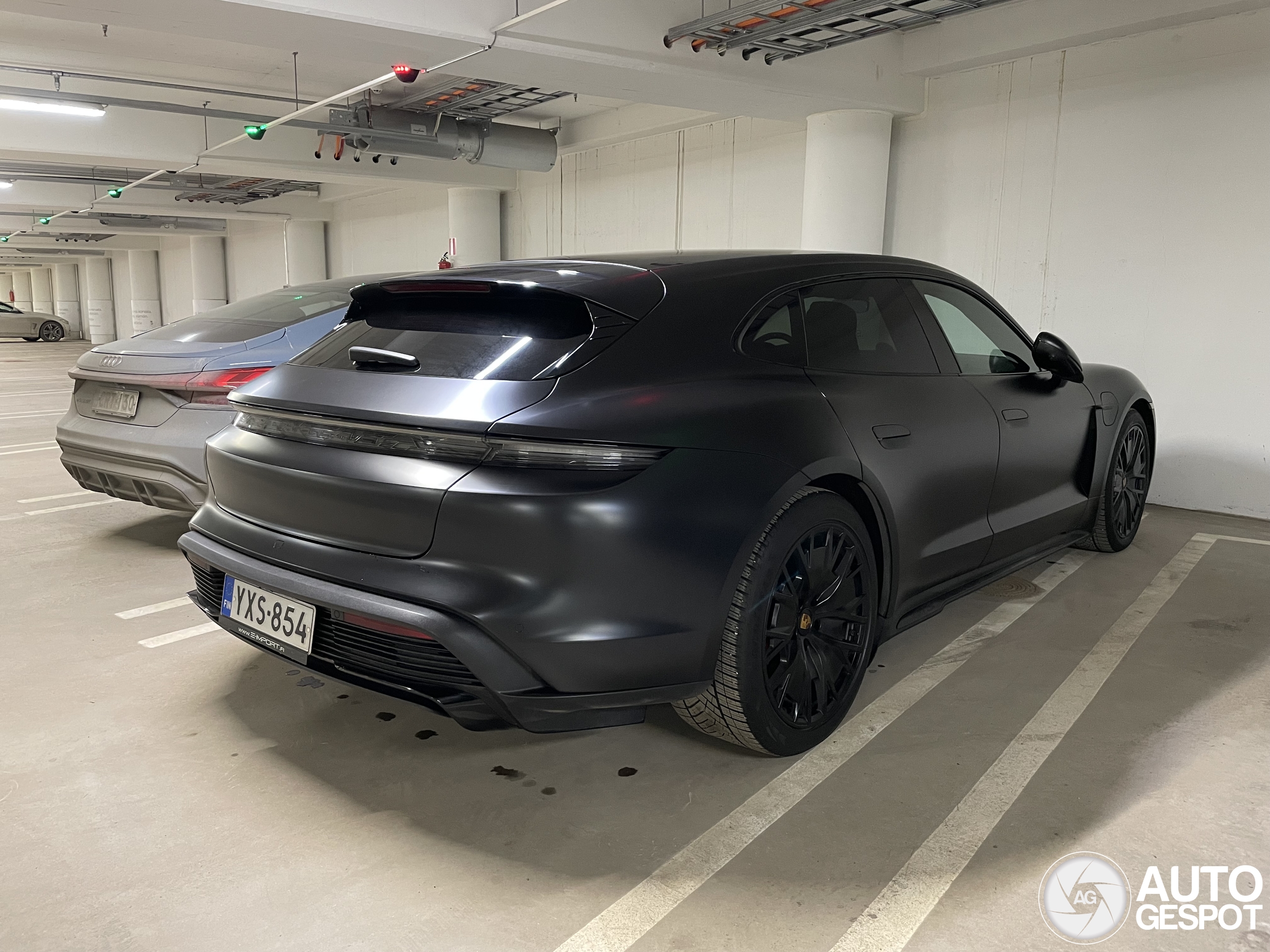 Porsche Taycan GTS Sport Turismo