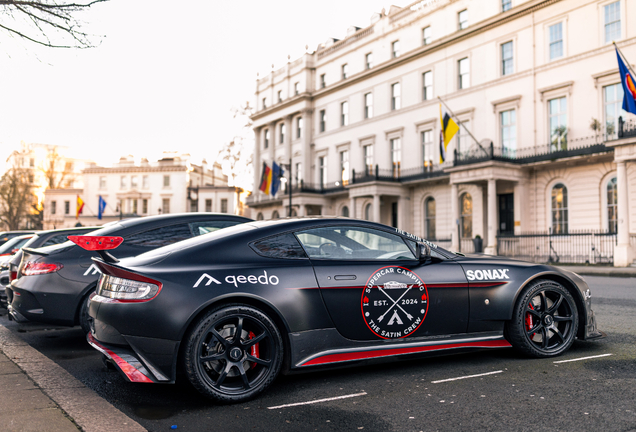 Aston Martin Vantage GT8