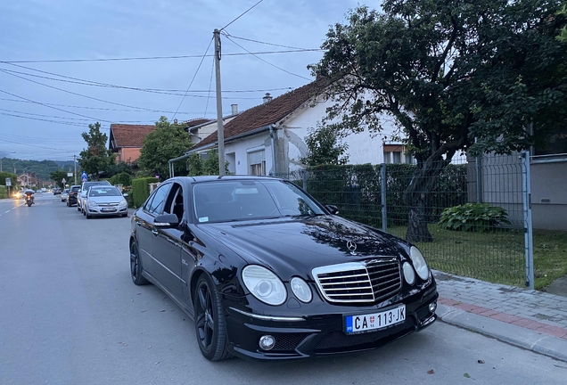 Mercedes-Benz E 63 AMG